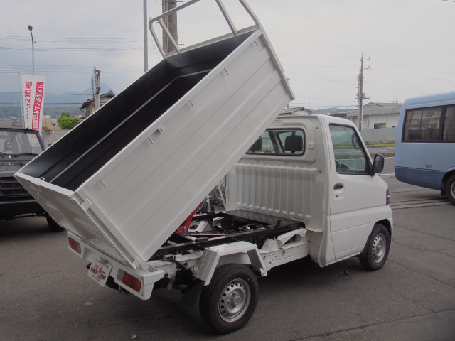 三菱 ミニキャブトラック 新明和製深ダンプ 4WD 5MT AC の中古車詳細