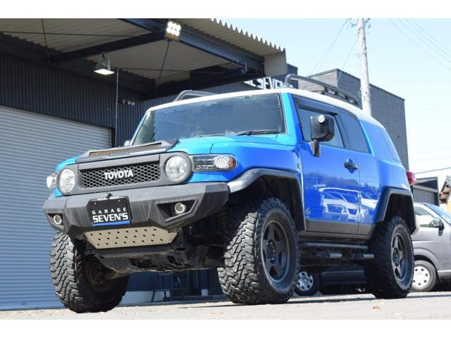 FJクルーザー 4.0 カラーパッケージ 4WD リフトアップ/フルセグ地デジナビ