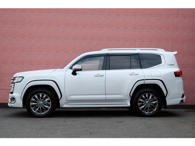 中古車 トヨタ ランドクルーザー300 3.3 ZX ディーゼル 4WD 走行