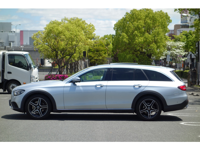 シスー　エンチャンテッド エンチャンテッド enchanted メリージェーンバックルスニーカー