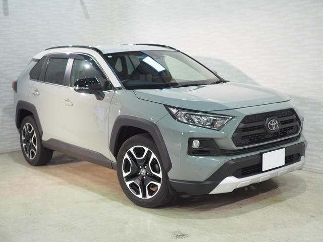 RAV4 2.0 アドベンチャー 4WD アーバンカーキ 純ディスプレイオーディオ