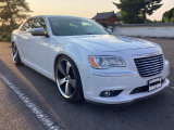 300 C ラグジュアリー 