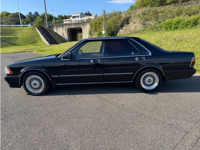 日産 グロリア 2.0 V20ツインカムターボ グランツーリスモ SV BBSAW