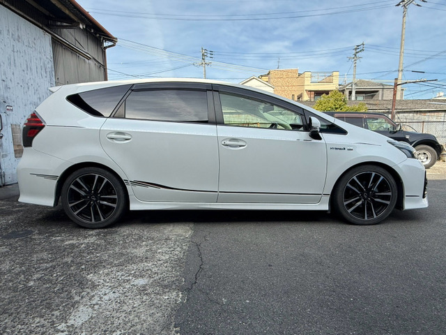 トヨタ プリウスα 1.8 S ツーリングセレクション G's の中古車詳細