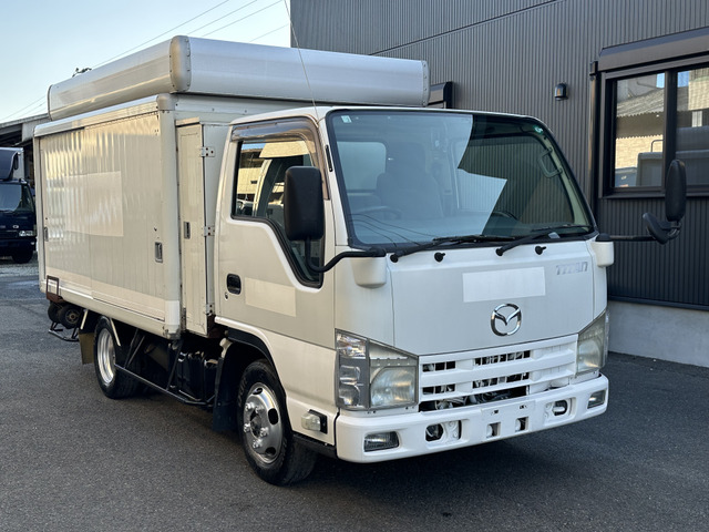 タイタン  ボトルカー 積載2t 5速MT