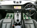マカン PDK 4WD スポーツクロノパッケージ