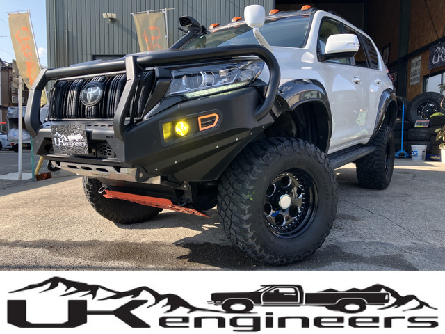 ランドクルーザープラド 2.8 TX ディーゼル 4WD リフトUP AFNバンパー サンルーフ