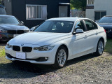 3シリーズセダン 320i 