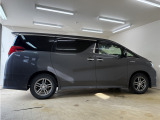 アルファード ハイブリッド 2.5 SR E-Four 4WD ☆純正10インチナビ☆