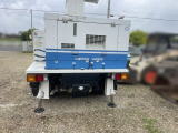 キャンター  照明車