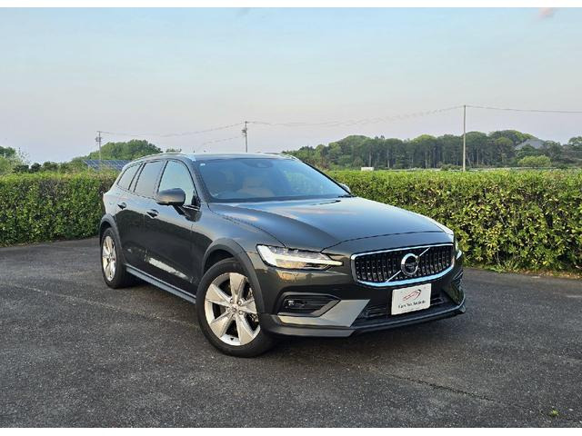 V60クロスカントリー T5 AWD 4WD レーダークルーズコントロール BSM