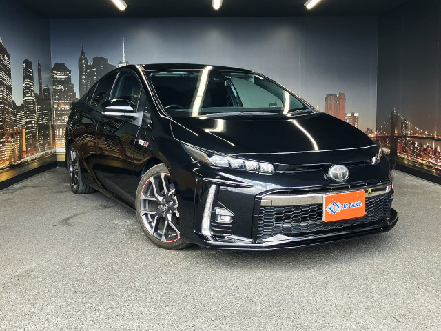プリウスPHV 1.8 S GR スポーツ 黒ハーフレザーシート