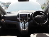 NV200バネットバン  福祉車両・手動スロープ・車いす1名・6人