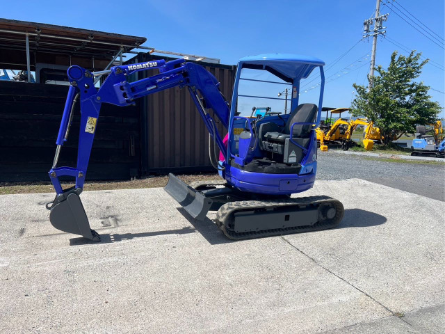コマツ  PC20UU-3