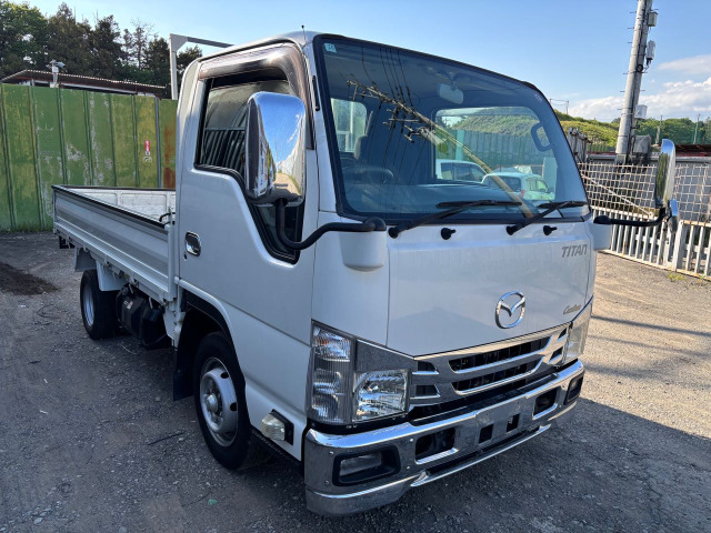 タイタン  平ボディ 1.5t カスタム