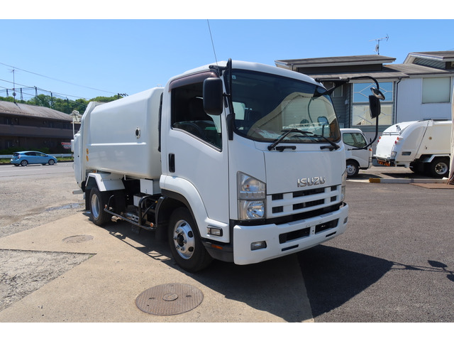 フォワード  巻き込みパッカー車 積載2400kg