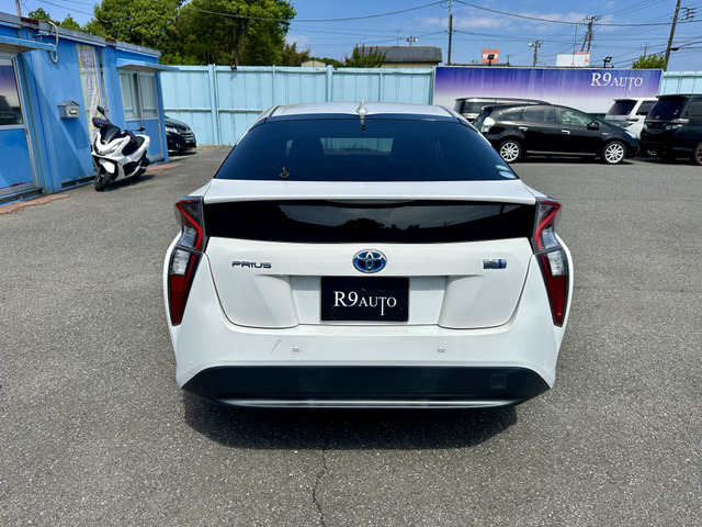 他社でオートローンが通らなかった方でも諦めないで下さい。当社独自の審査基準で自社ローン対応致します。お気軽にお問合せ下さい。