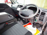 ボンゴバン 1.8 GL 低床 ハイルーフ 4WD 1t 2人乗り 5ドア