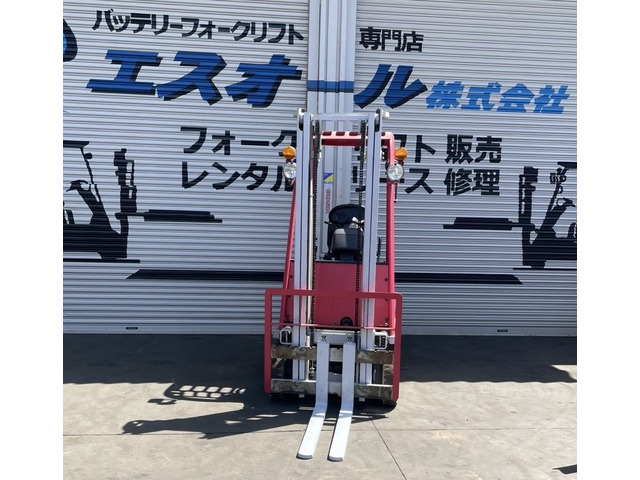 トヨタL&F 電動フォークリフト 3.0M 0.9t