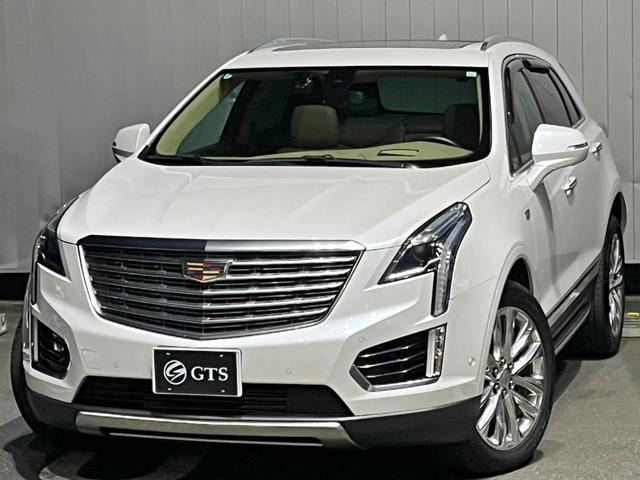 XT5クロスオーバー プラチナム 4WD ディーラー車 左ハンドル ベージュレザー