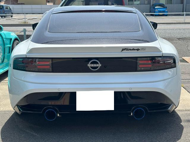 日産 フェアレディZ 3.0 バージョン S の中古車詳細 (850km, ホワイト