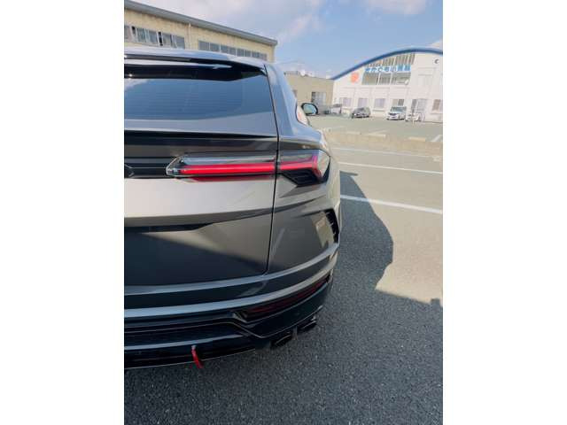 ランボルギーニ ウルス S 4WD の中古車詳細 (6,000km, グレー, 熊本県