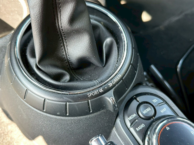 BMW MINI ミニ クーパー S 車検整備付 修復歴無 正規ディーラー車 の
