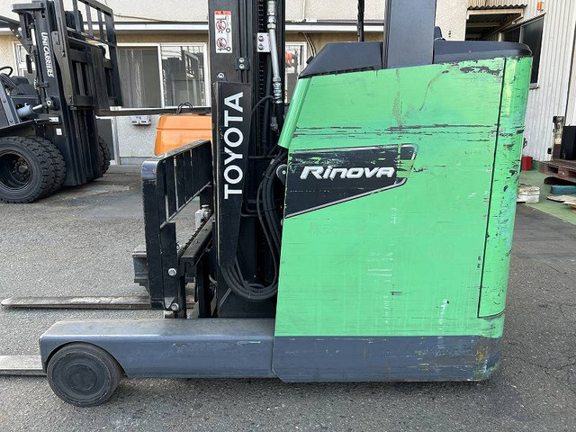 1.5トン エンジンフォークリフト 5mハイマスト FSV 三段マスト