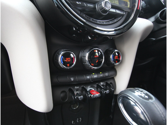 BMW MINI ミニ クーパー S LEDライト HDDナビ BT ETC の中古車詳細  