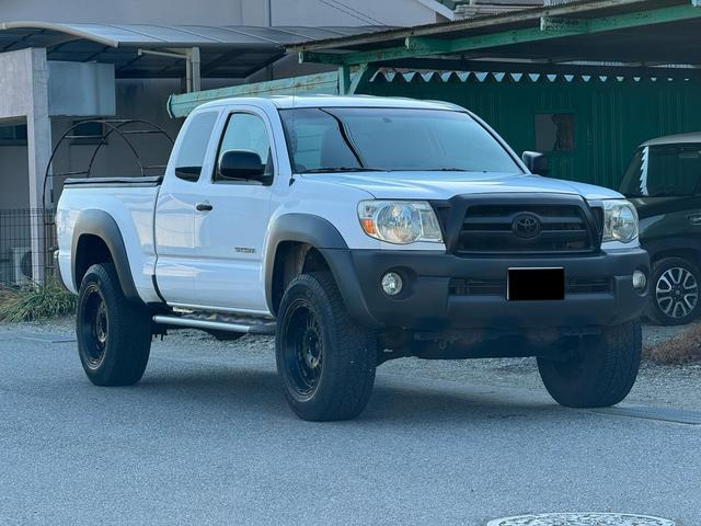 タコマ  4WD
