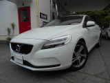 ボルボ V40