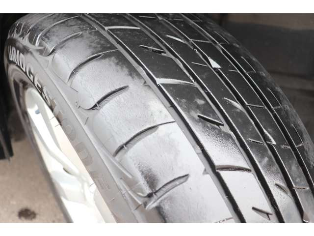 三菱 アウトランダー 2.4 24G プレミアム 4WD スマートキー ナビ