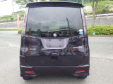 安心の全車保証付販売・ご購入後のオイル交換永久無料(車両価格の20%まで)の特典付です。