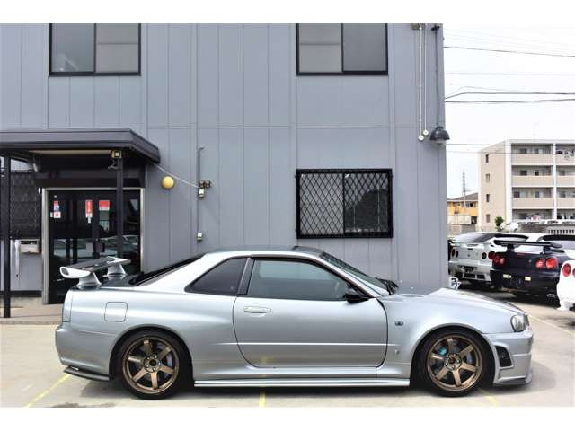 2001 Nissan Skyline GT-R 2.6 4WD NISMO photo 3