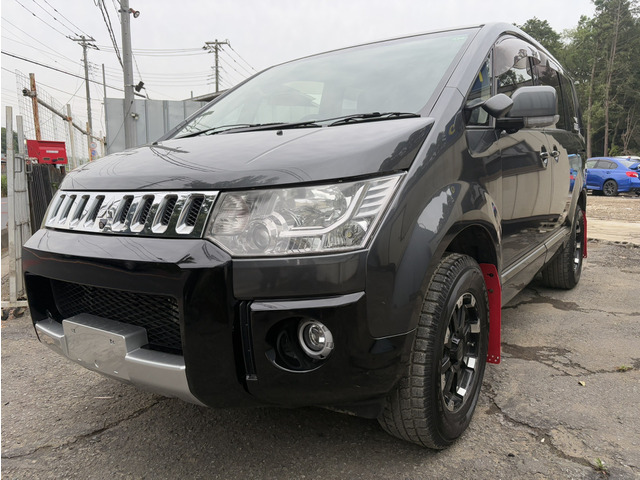 デリカD:5 2.2 D パワーパッケージ 4WD ディーゼルターボ4WD8人乗り