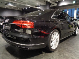 A8 4.0 TFSI クワトロ 4WD 後期型4.0V8ターボエンジン8速パドル