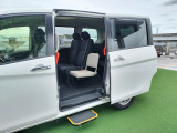 セレナ 2.0 S 送迎タイプ オートステップ仕様 衝突軽減/全方位カメラ/電動スライド