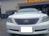 LS 600h バージョンU Iパッケージ 4WD 黒革 サンルーフ エアーシート HV