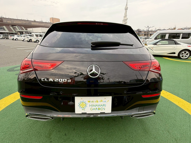 メルセデス・ベンツ CLAシューティングブレーク CLA200d AMGライン 黒