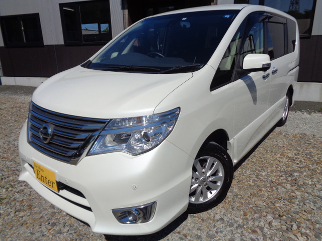 セレナ 2.0 ハイウェイスター Vセレクション+Safety II 4WD 