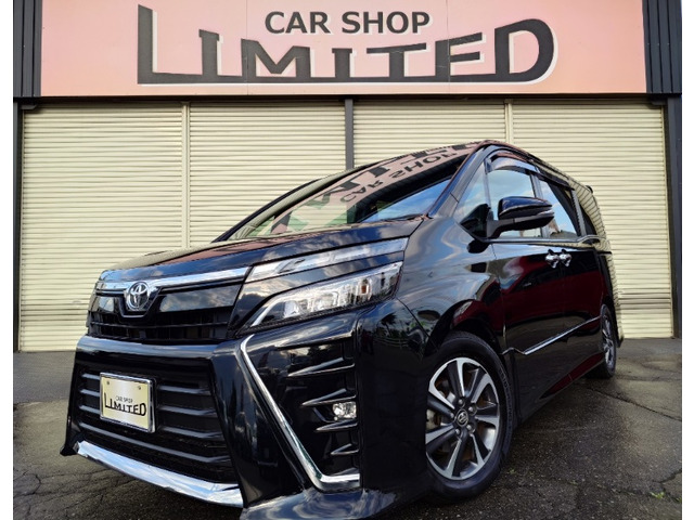 ヴォクシー 2.0 ZS 4WD フリップダウンモニター 衝突軽減ブレーキ