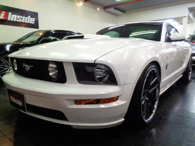 マスタング V8 GT クーペ プレミアム 4.6V8VVTエンジンチタンマフラー