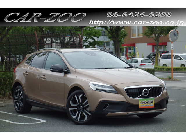 V40クロスカントリー T5 AWD サマム 4WD 下取車 2トーンレザーシート