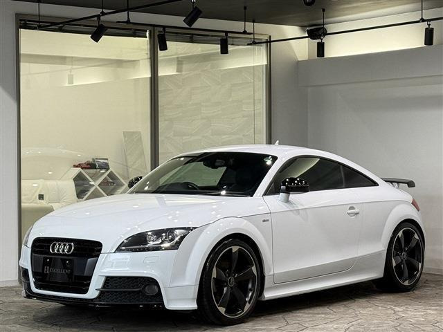 TTクーペ 1.8 TFSI Sライン コンペティション 110台限定車コンペティション専用エアロ