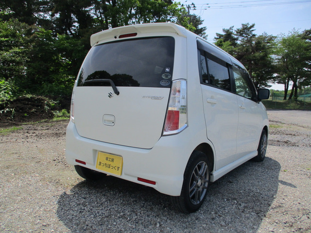 スズキ ワゴンRスティングレー T 4WD ターボ ETCナビ付 の中古車詳細