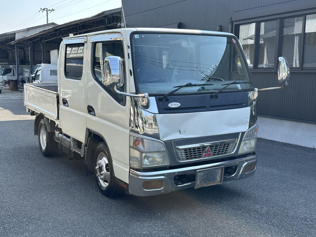キャンター  ダブルキャブ 積載1250kg 5速MT