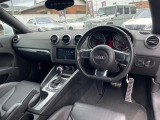 TTクーペ 2.0 TFSI 黒革 AppleCarPlayナビ