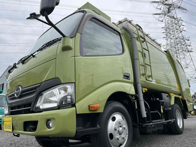 デュトロ 塵芥車 2t積み巻込み式パッカー車5.1㎥新明和