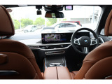 X7 M60i xドライブ 4WD 