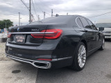 7シリーズ 740d xドライブ エクセレンス 4WD 黒レーザーシート サンルーフ